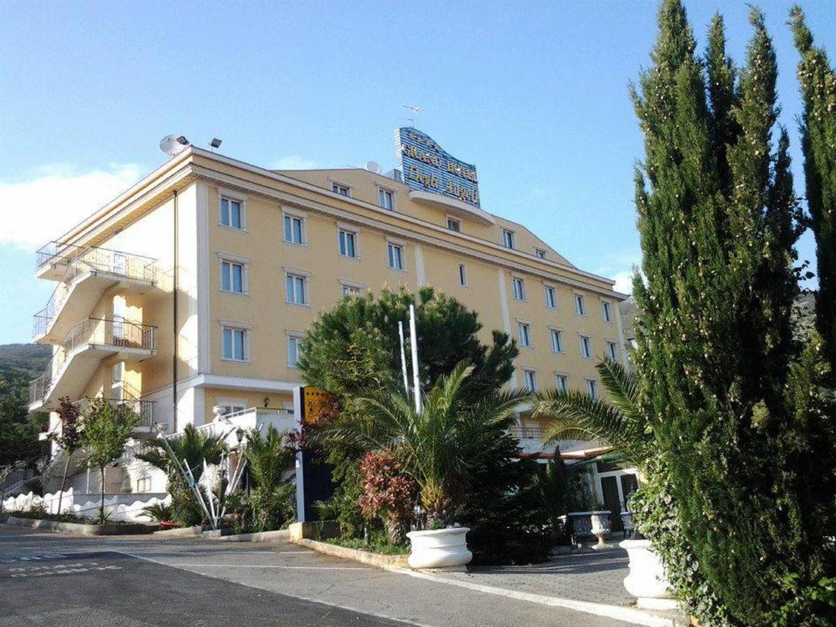 Grand Hotel Degli Angeli ซานโจวานนี โรตอนโด ภายนอก รูปภาพ