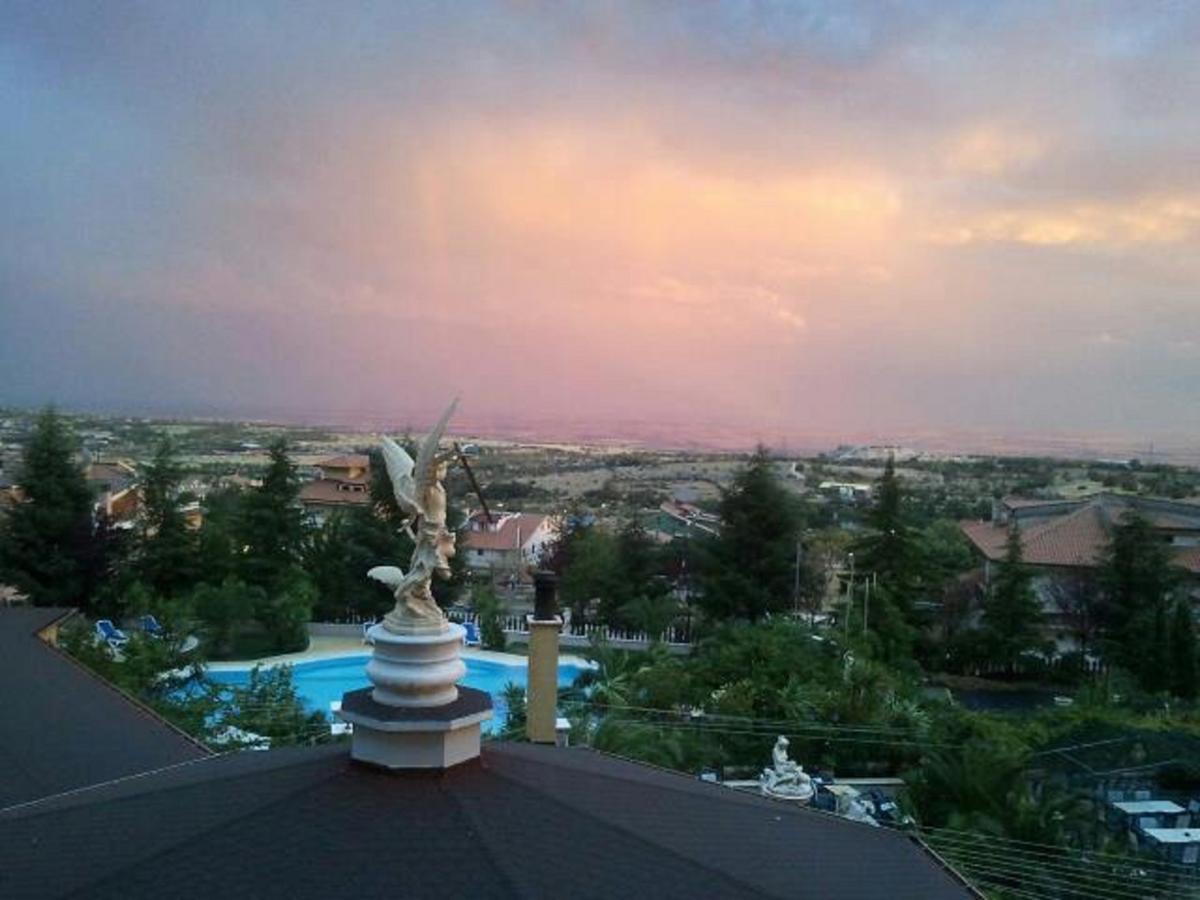 Grand Hotel Degli Angeli ซานโจวานนี โรตอนโด ภายนอก รูปภาพ