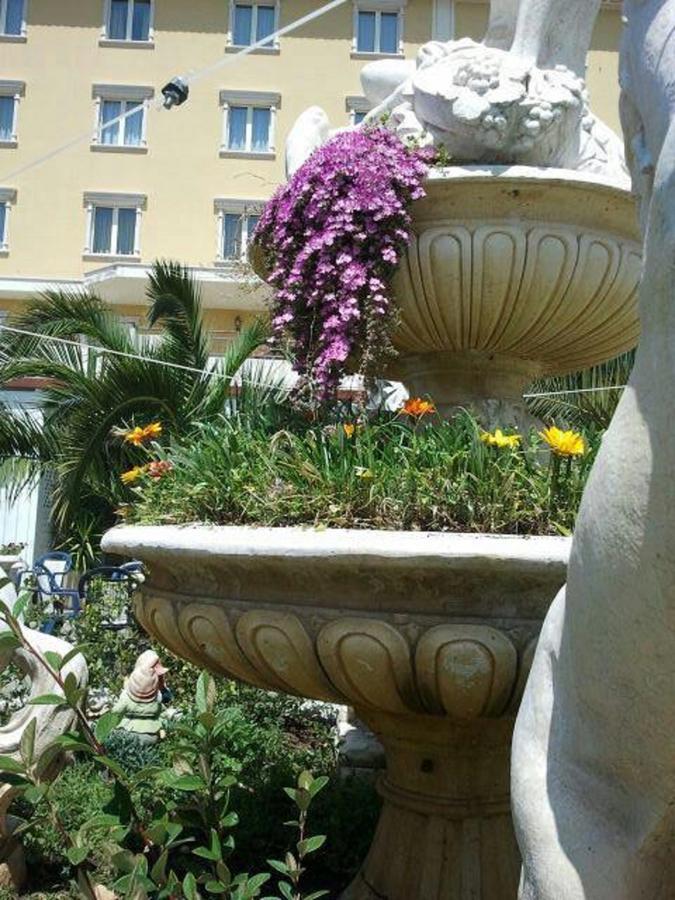 Grand Hotel Degli Angeli ซานโจวานนี โรตอนโด ภายนอก รูปภาพ