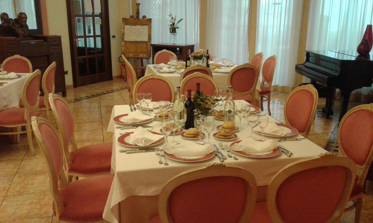 Grand Hotel Degli Angeli ซานโจวานนี โรตอนโด ภายนอก รูปภาพ
