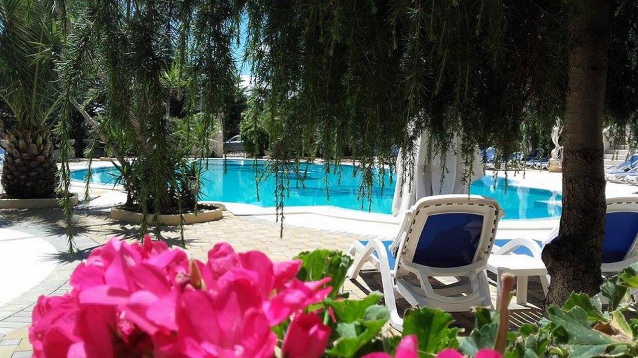 Grand Hotel Degli Angeli ซานโจวานนี โรตอนโด ภายนอก รูปภาพ