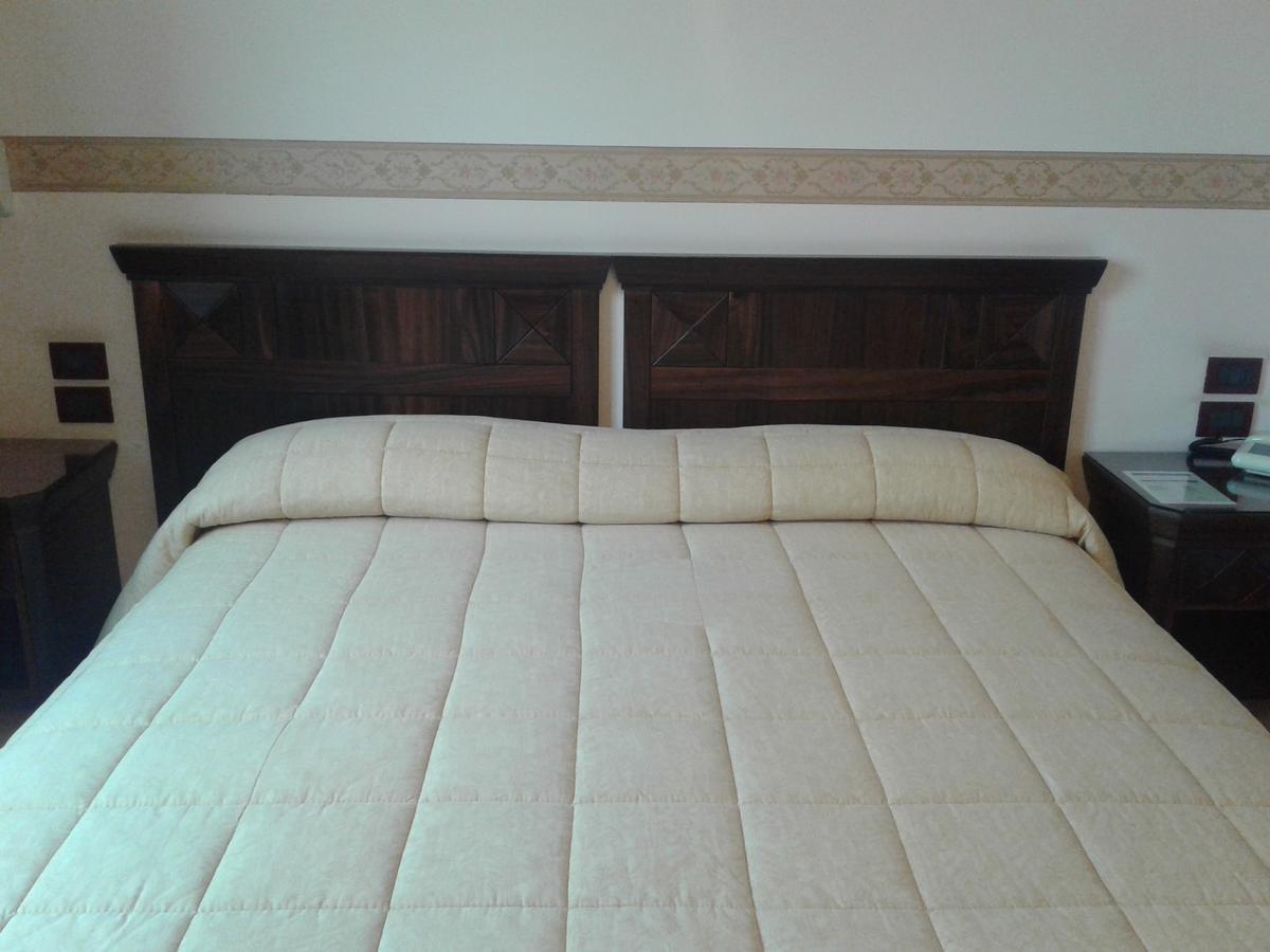 Grand Hotel Degli Angeli ซานโจวานนี โรตอนโด ภายนอก รูปภาพ